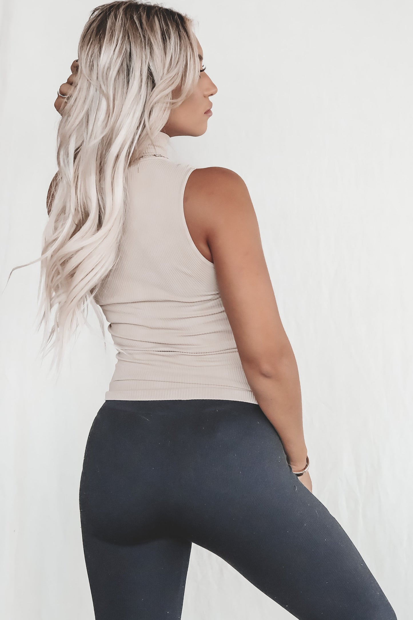 An Everyday Look Mock Neck Sleeveless Lounge Top